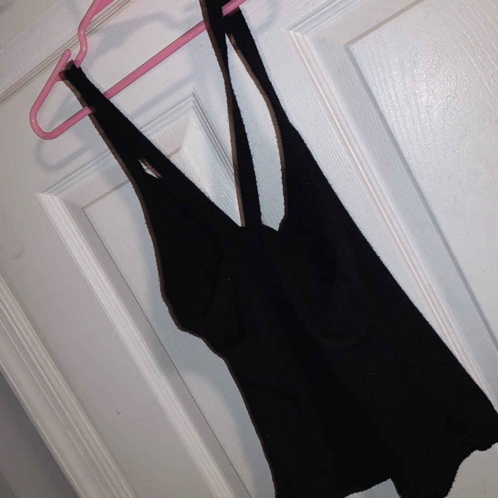 Black Tank - Picture 4 of 5